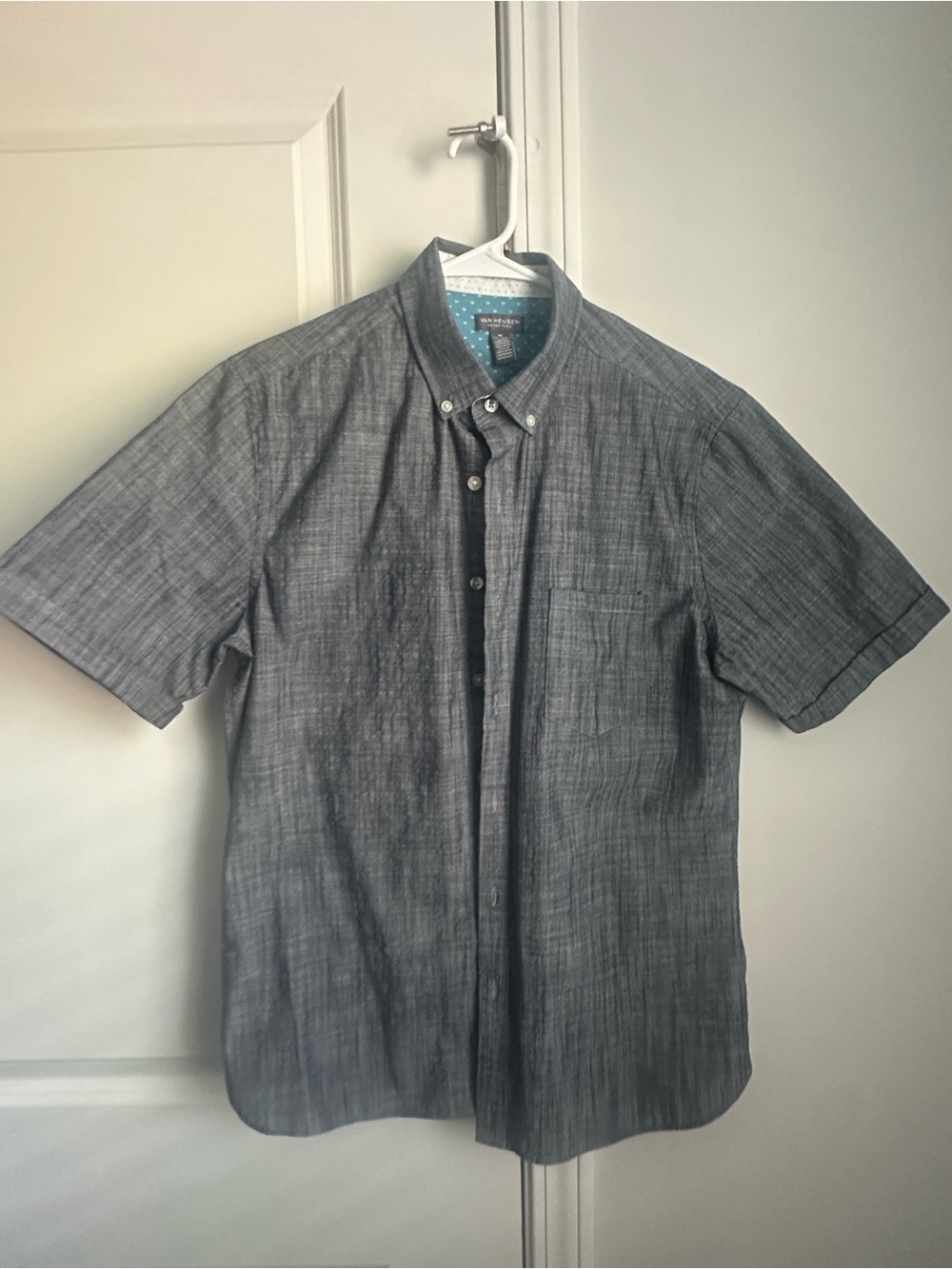 Van Heusen Men's Short-Sleeve Button-Down Shirt - Gray